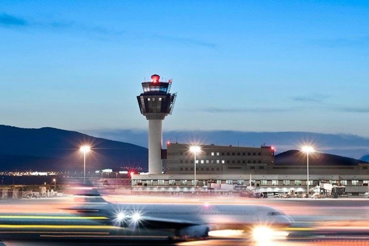Lux House Next To The Airport Of Athens. Transport 24H Villa Artemida  Exteriör bild